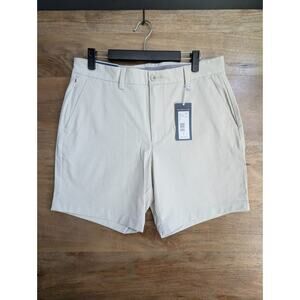 Vineyard Vines On The Go Shorts Mens 31 Light Tan Slash Pocket 7" Inseam Outdoor